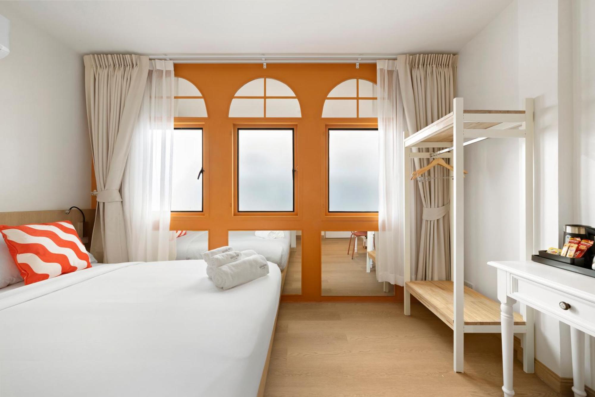 Horange Phuket Town Hotell Exteriör bild