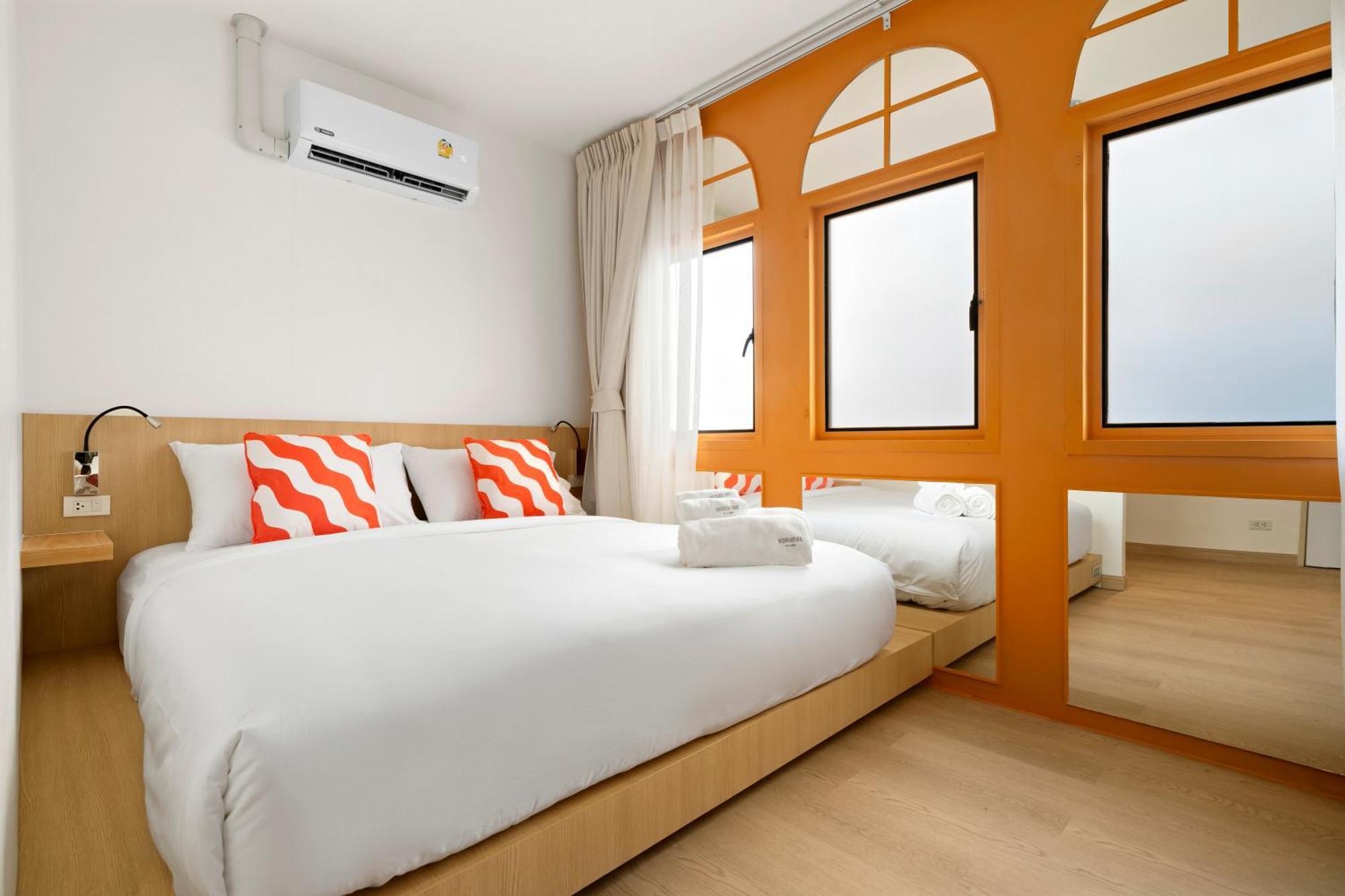 Horange Phuket Town Hotell Rum bild