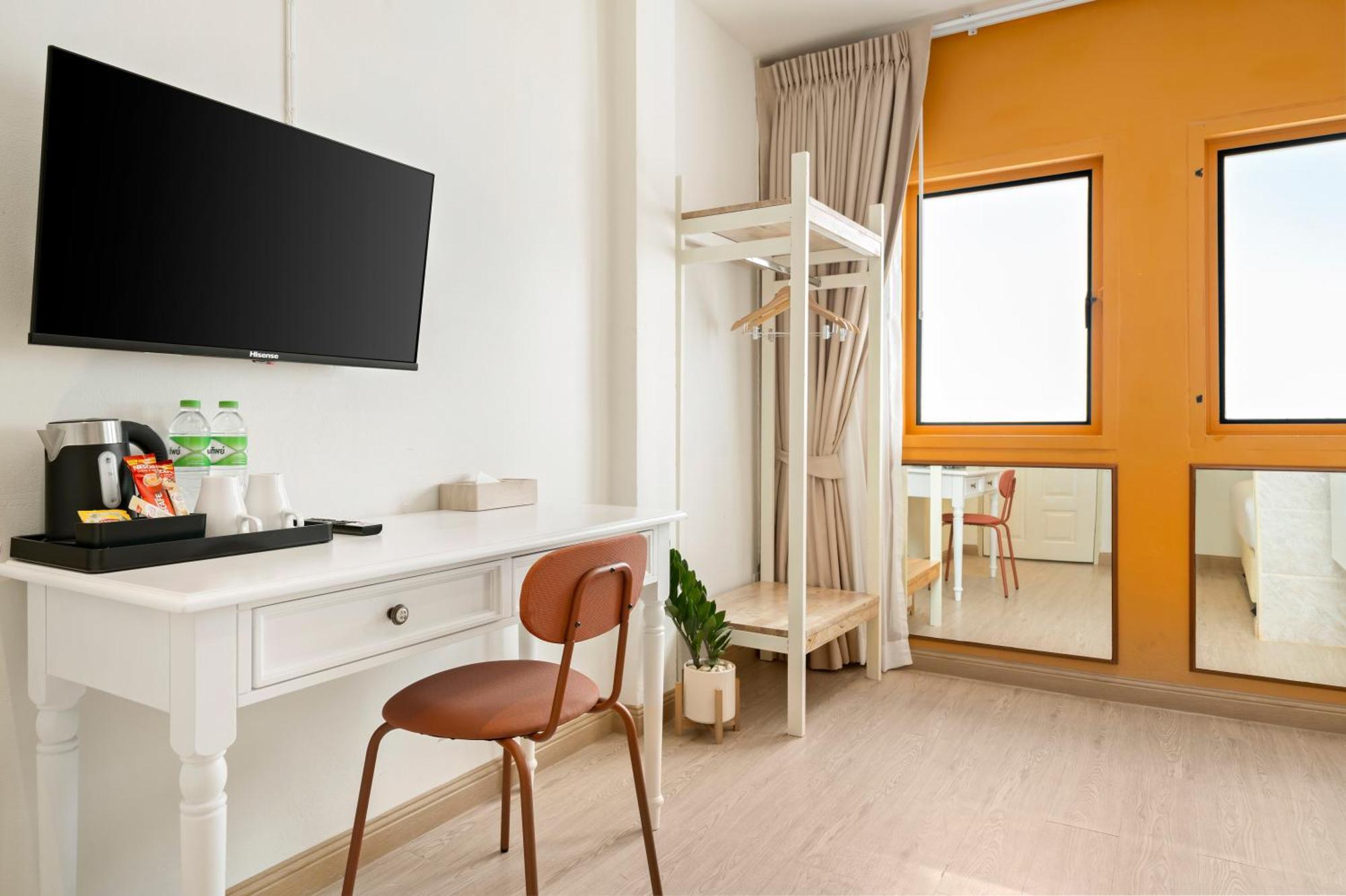Horange Phuket Town Hotell Rum bild